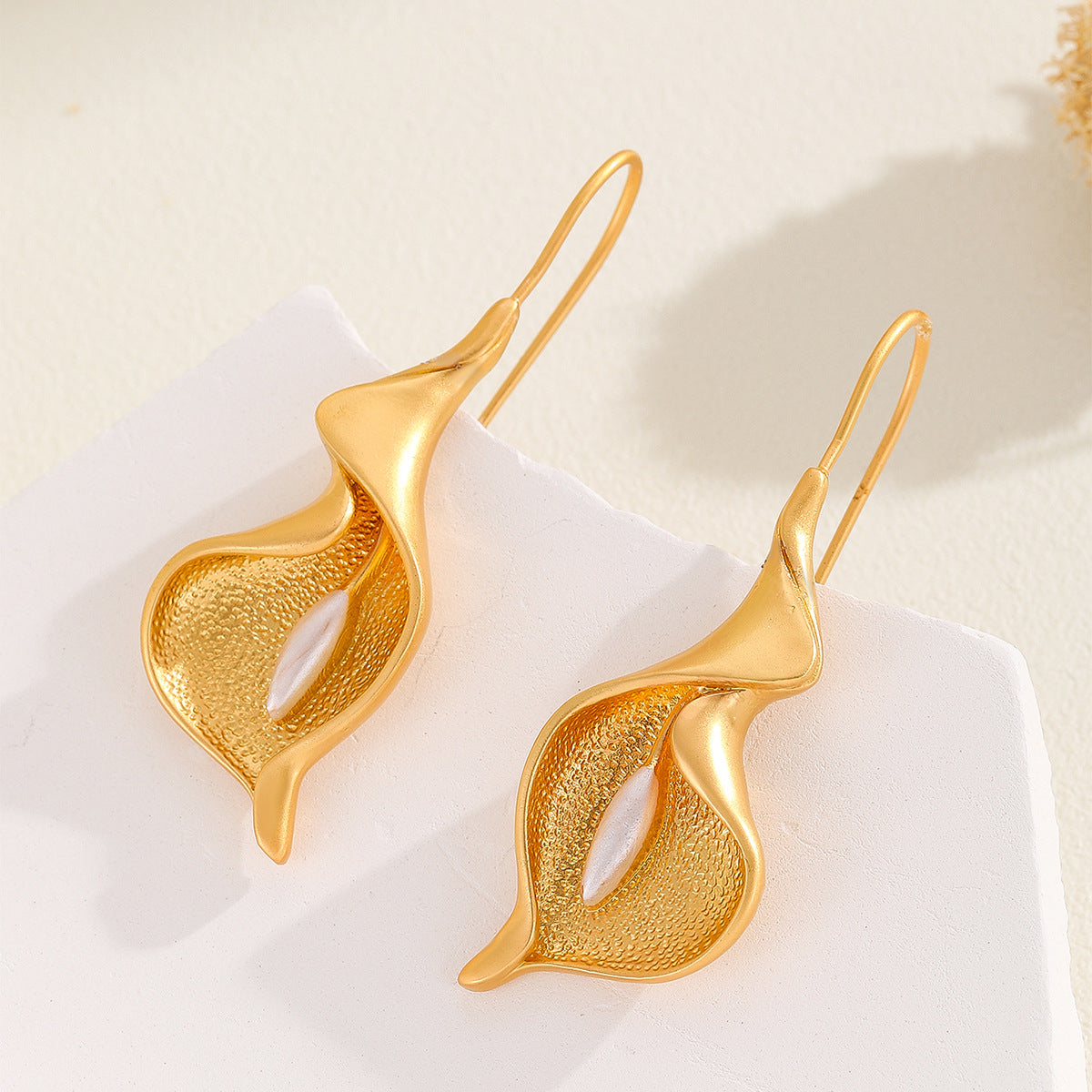 Ornament Freshwater Pearl Creative Common Calla Antique Elegance Retro Women's Earrings