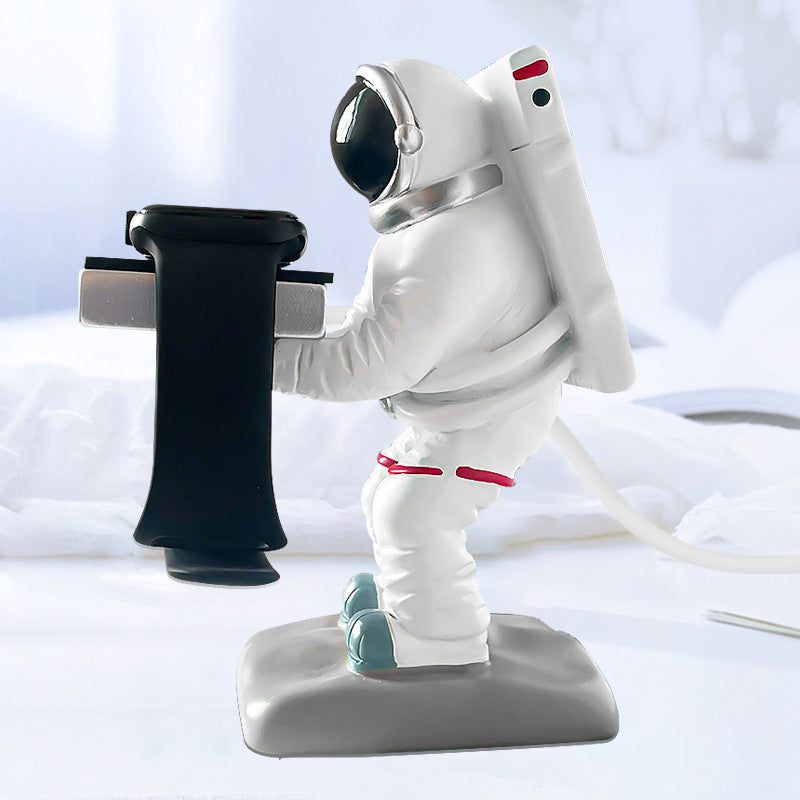Watch Stand Creative Astronaut Watch Charger Bracket Charging Base Unique Astronaut Watch Storage Rack Jewelry Tray Resin Craft