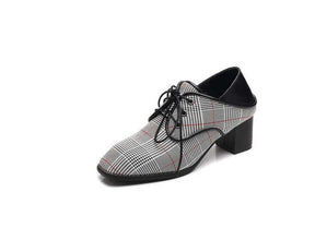 Spring new single shoes women wear lazy shoes with thick with laced cloth British wind wild women shoes