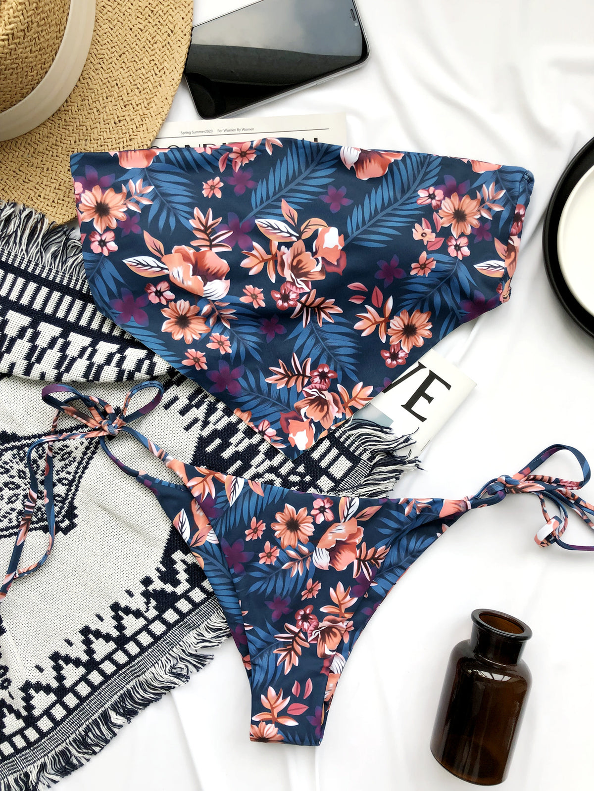 Sexy Beach Swimsuit With Wrapped Chest Swimsuit