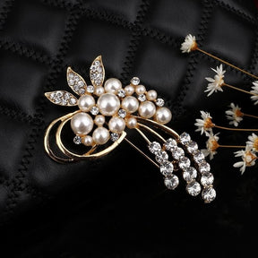Woolen coat pins