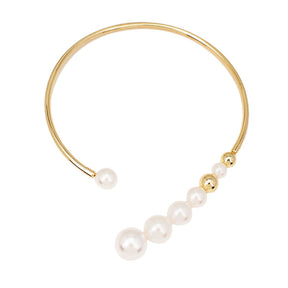 Metal Torque Pearl Necklace