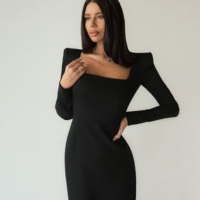 Long Skirt, Square Neck, Slim Fit, And Buttocks Wrapped Design With A Sense Of Dress
