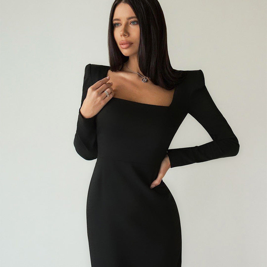 Long Skirt, Square Neck, Slim Fit, And Buttocks Wrapped Design With A Sense Of Dress